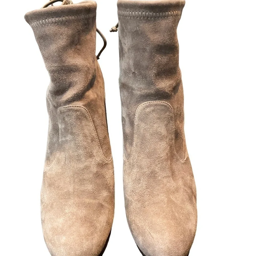 Stuart Weizman Gray Bootie Heels l Women’s Size 8 Suede Boots